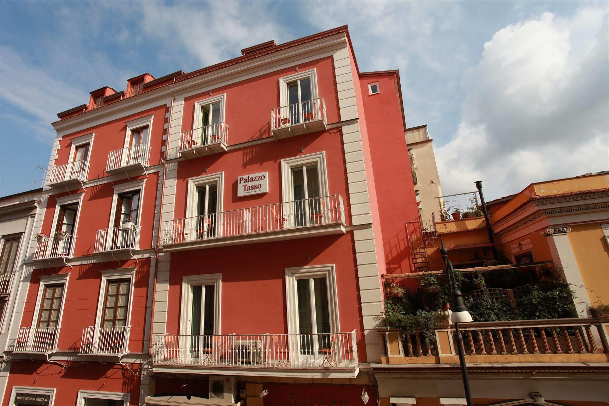 Palazzo Tasso Bed & Breakfast Sorrento Ngoại thất bức ảnh